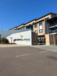 700773_Waterfall ridge main.jpg